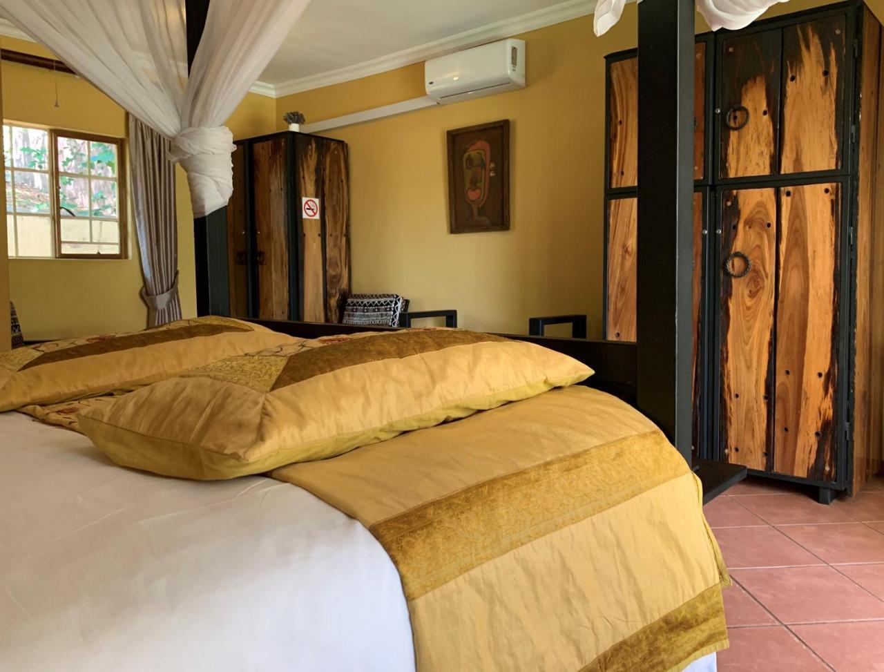 คาสตา ดีวา บูทิก โฮเต็ล Hotel พริทอเรีย ภายนอก รูปภาพ